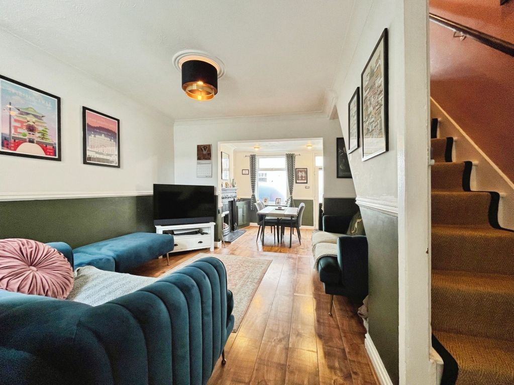 Property photo 2 of 22 4469375