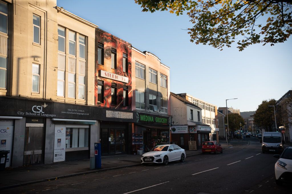 Property photo 1 of 31