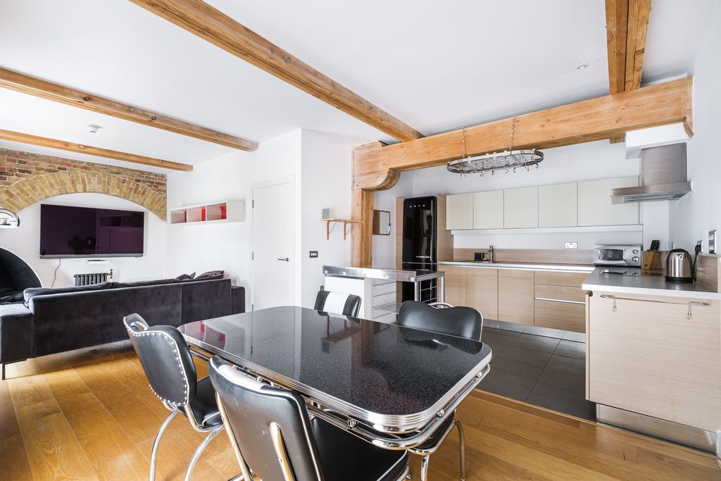 Property photo 3 of 15 August 2022 (3).Jpg