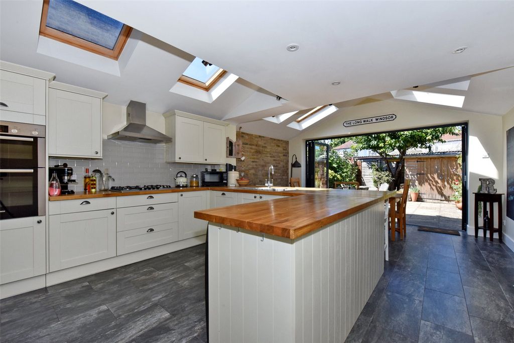 Property photo 2 of 11 Picture No. 07