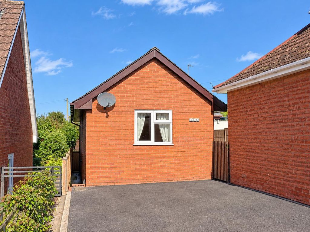 Property photo 1 of 4 Front Pic.Png