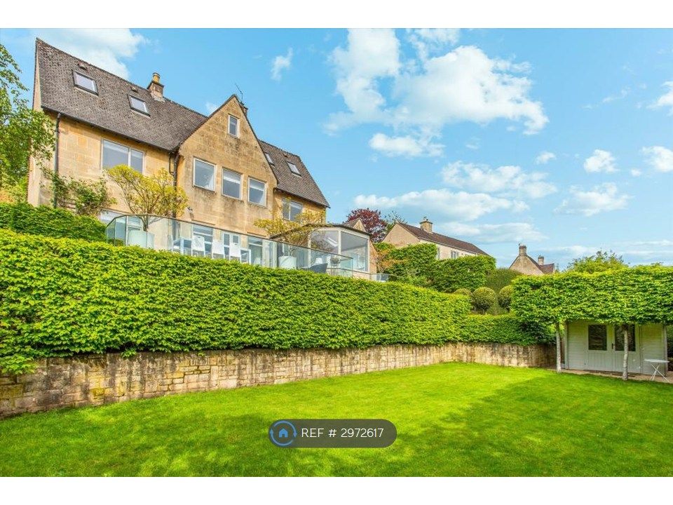 Property photo 3 of 18