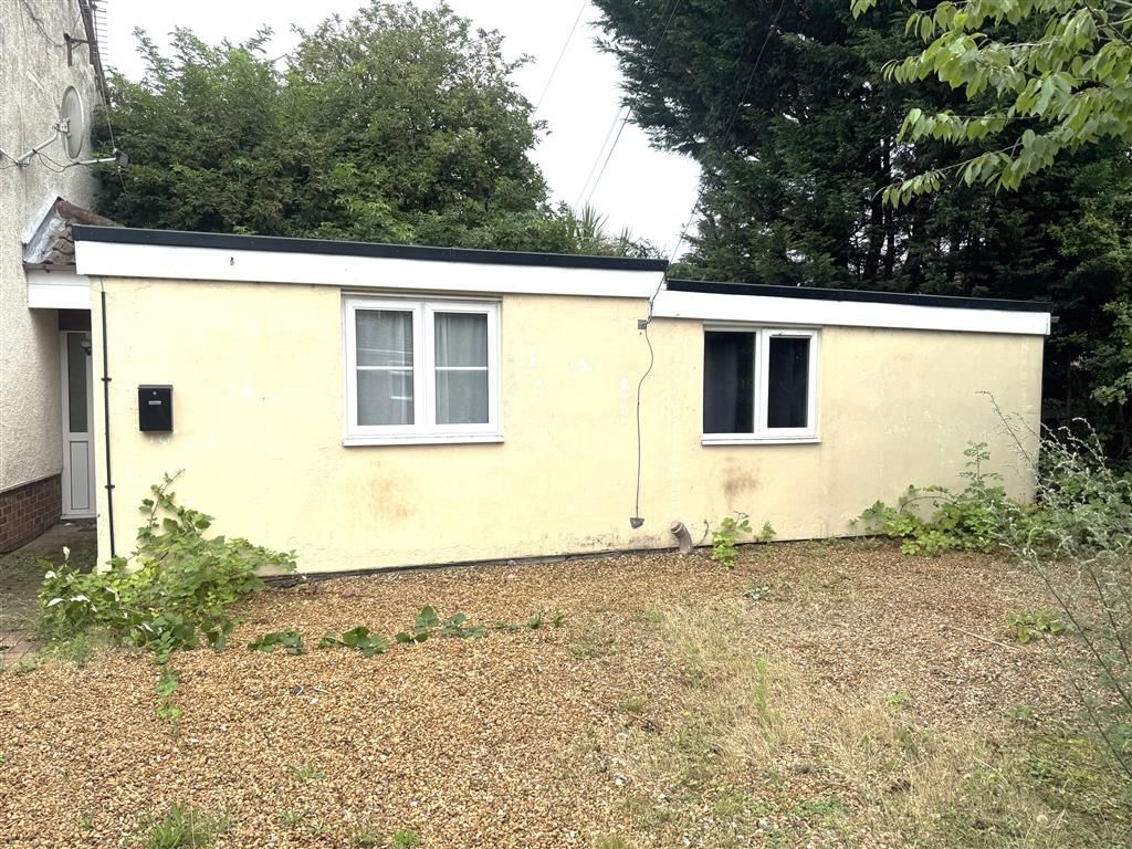 Property photo 1 of 6 Exterior