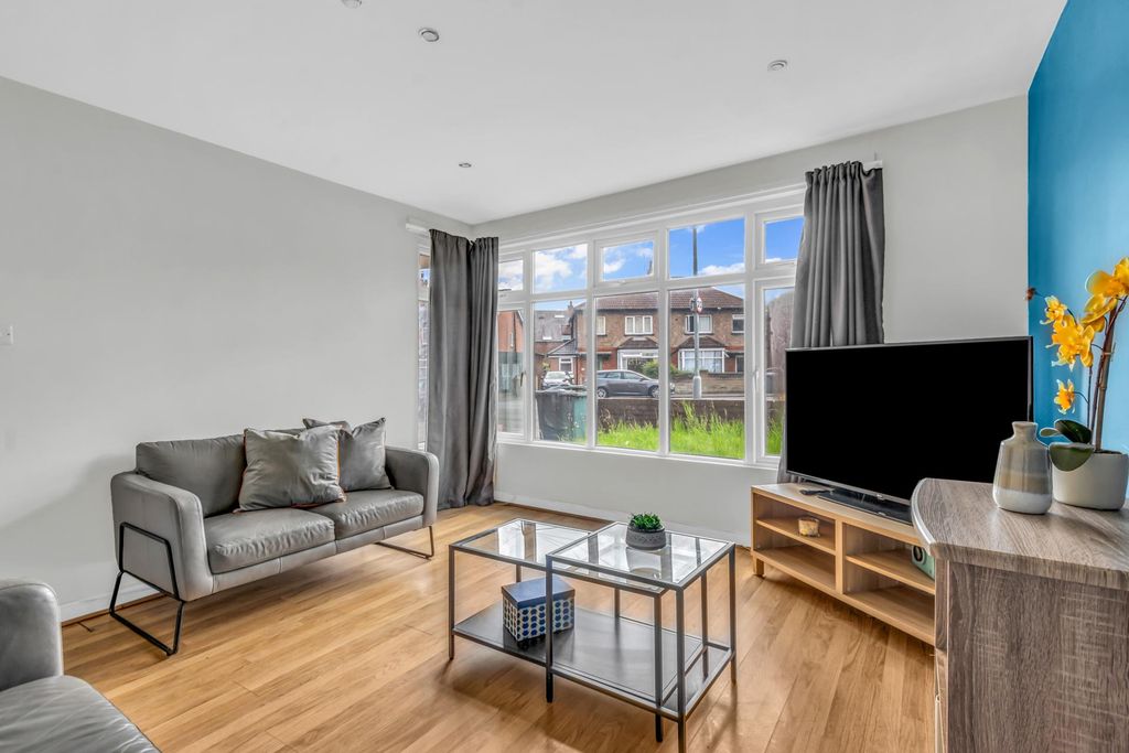 Property photo 1 of 13 Property Photo