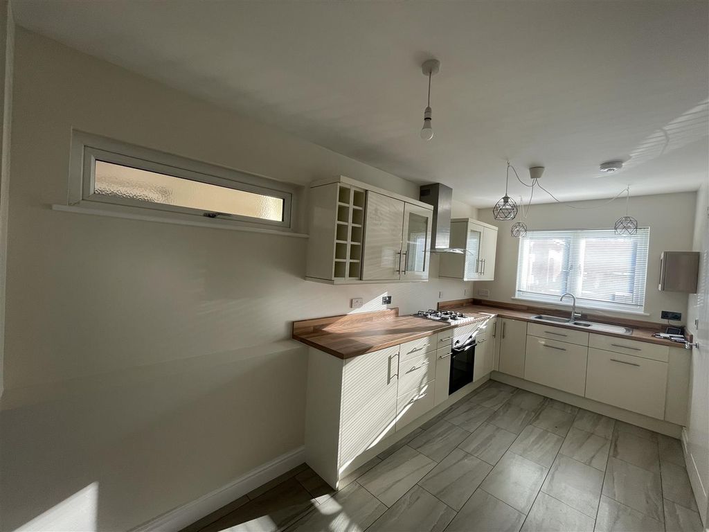 Property photo 2 of 10 Img_8681.Jpeg