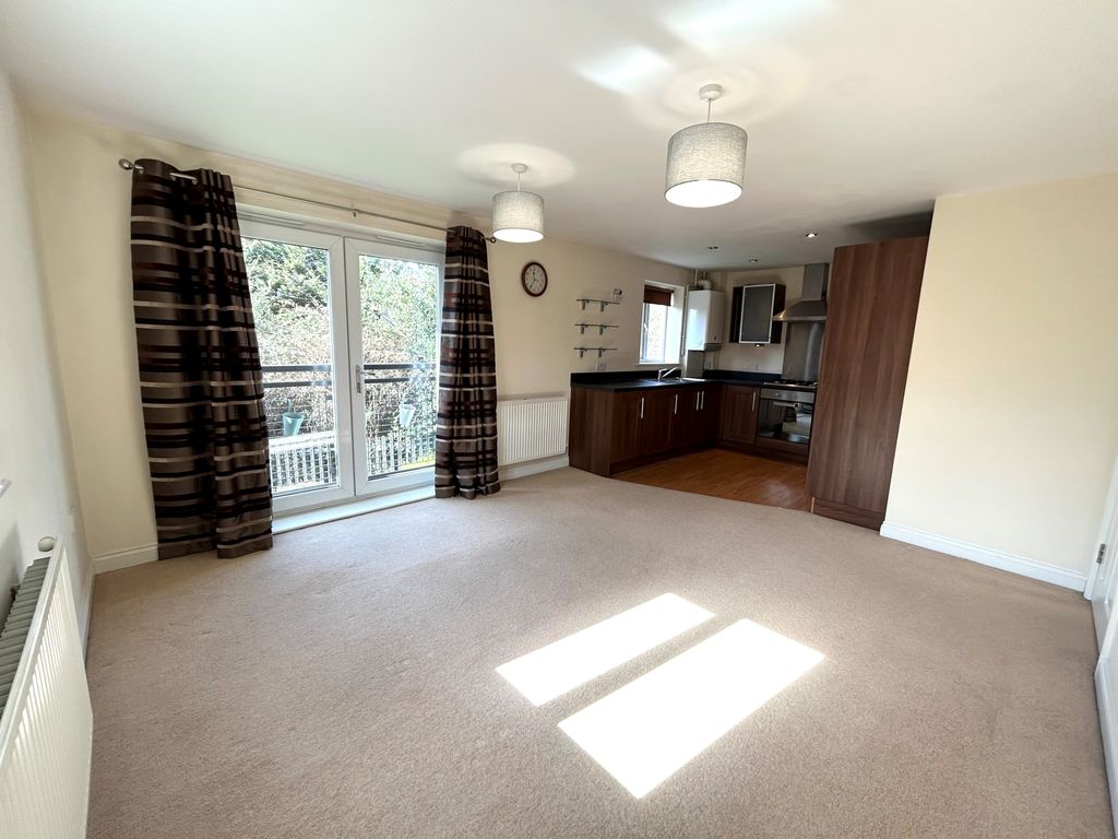 Property photo 2 of 6