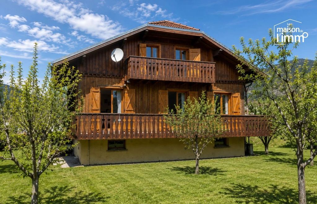 Property photo 1 of 8 House For Sale - Thonon Les Bains