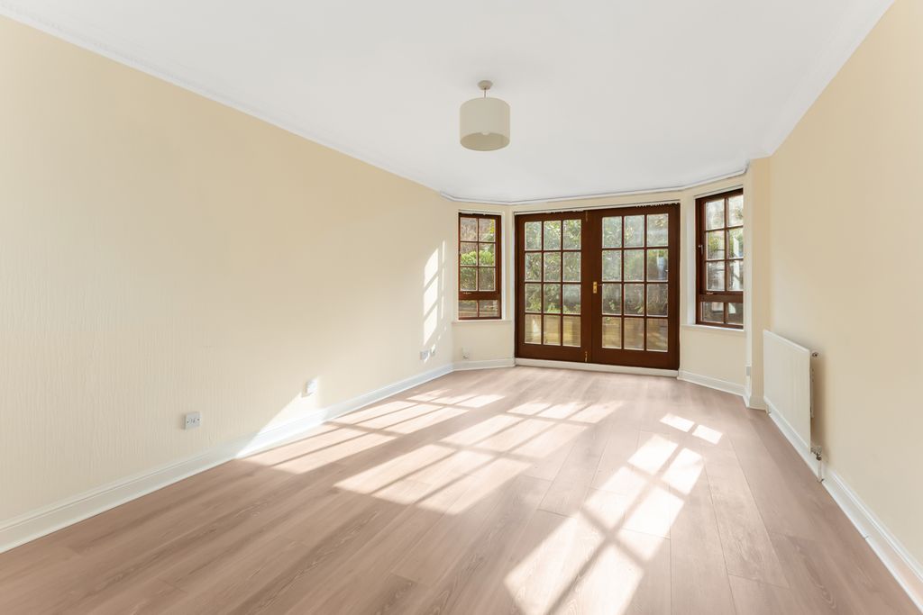 Property photo 3 of 21 Property Image 3