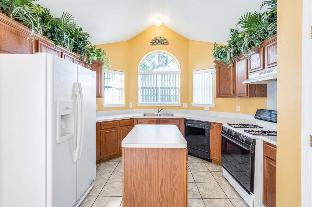 Property photo 2 of 20 <Alttext/>