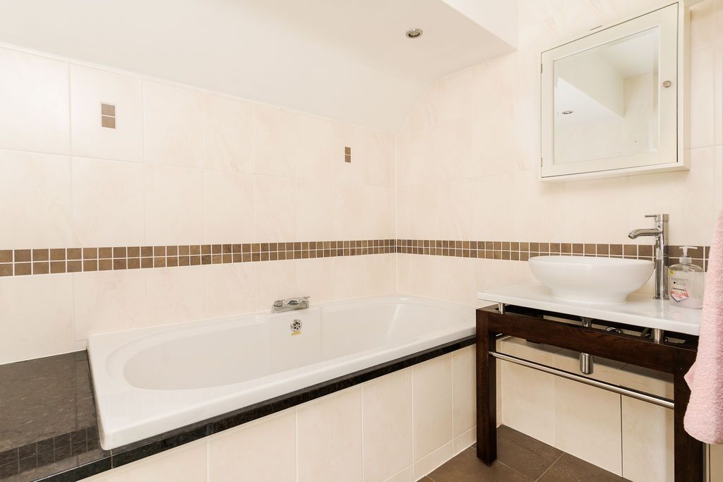 Additional image 11 of 4 bed detached house for saleWhitcliffe Drive, Penarth CF64