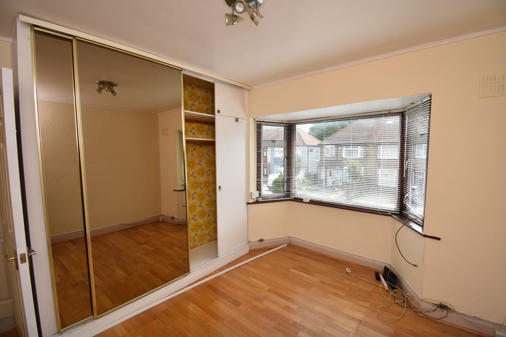 Property photo 3 of 12 Gallery