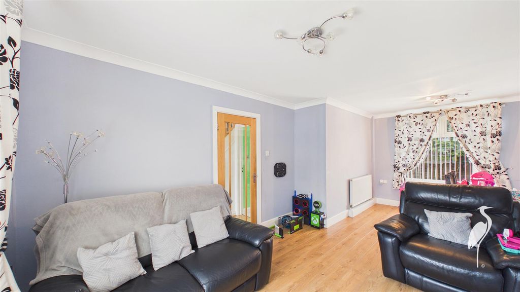 Property photo 3 of 21 Lounge/Dining Room