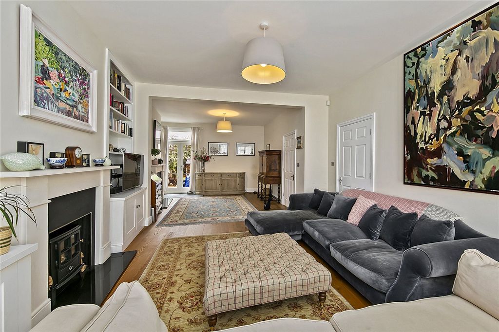 Property photo 2 of 19 Picture No. 31