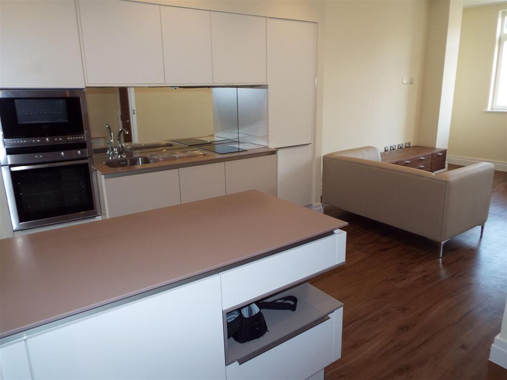 Property photo 3 of 7