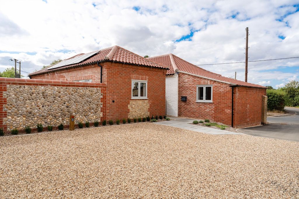 Property photo 1 of 25