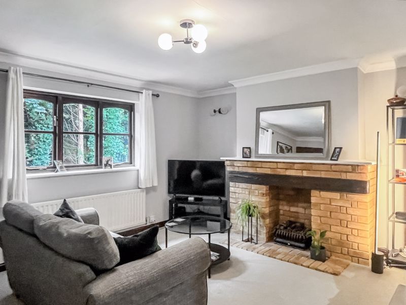 Property photo 2 of 16 Photo 13