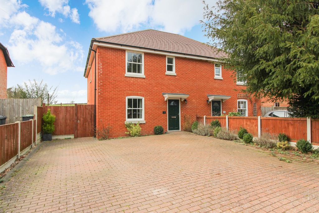 Property photo 2 of 13 4282271