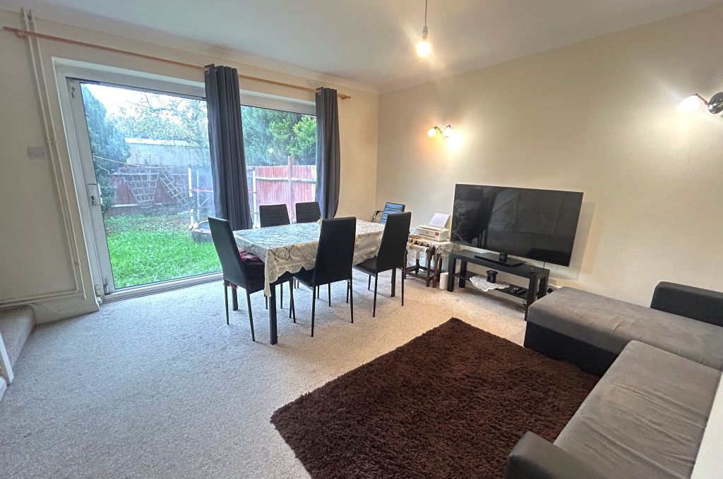 Property photo 2 of 7