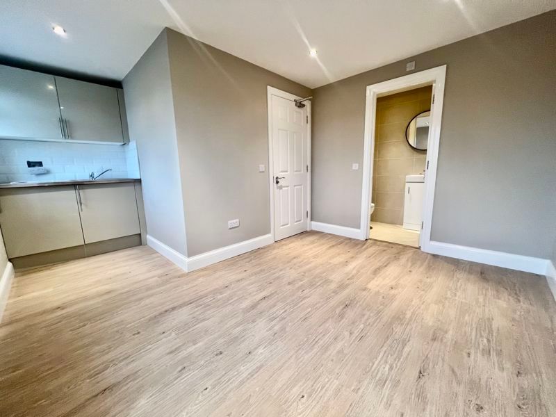 Property photo 1 of 3 Photo 7