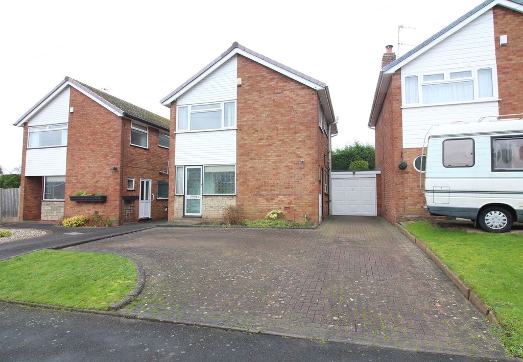 Property photo 1 of 17