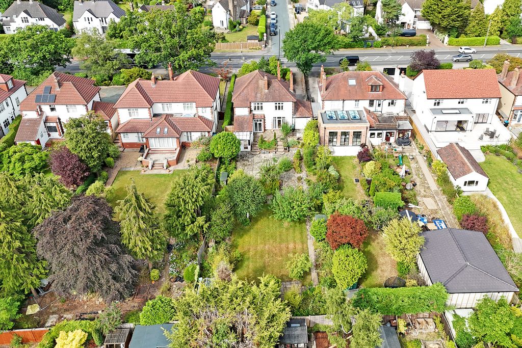 Property photo 2 of 13