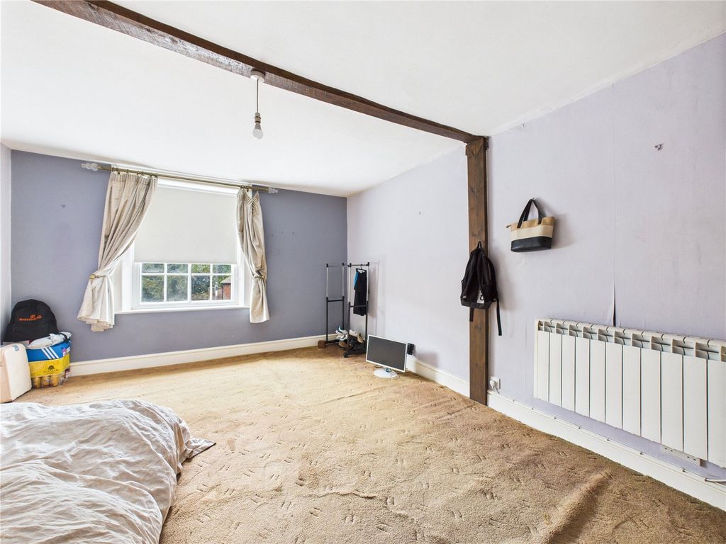 Additional image 5 of 5 bed flat for saleThoroughfare, Halesworth, Suffolk IP19