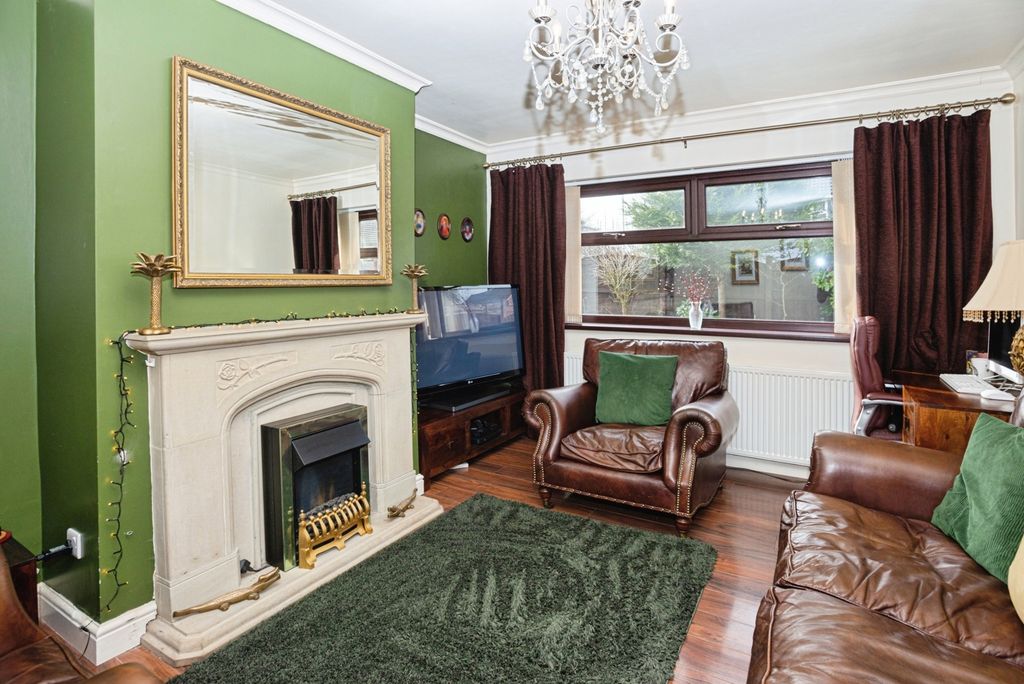 Property photo 2 of 12 Photo