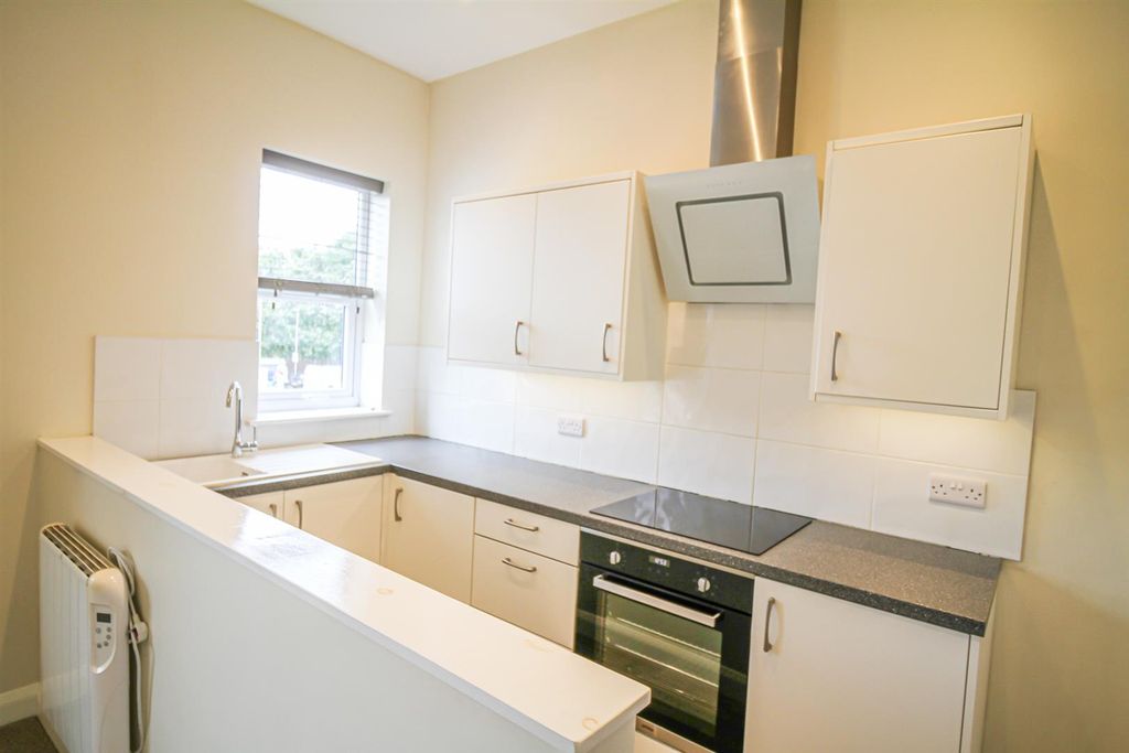 Property photo 3 of 14 Img_8696.Jpg