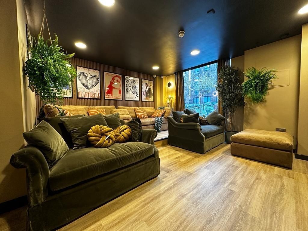 Property photo 1 of 37
