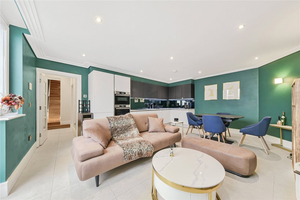 Property photo 2 of 13 Reception Room