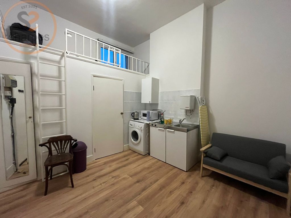 Property photo 3 of 5 3