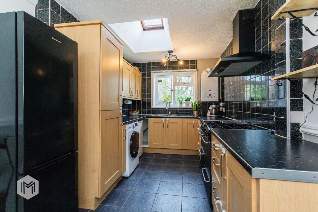 Property photo 3 of 28 Picture No. 02