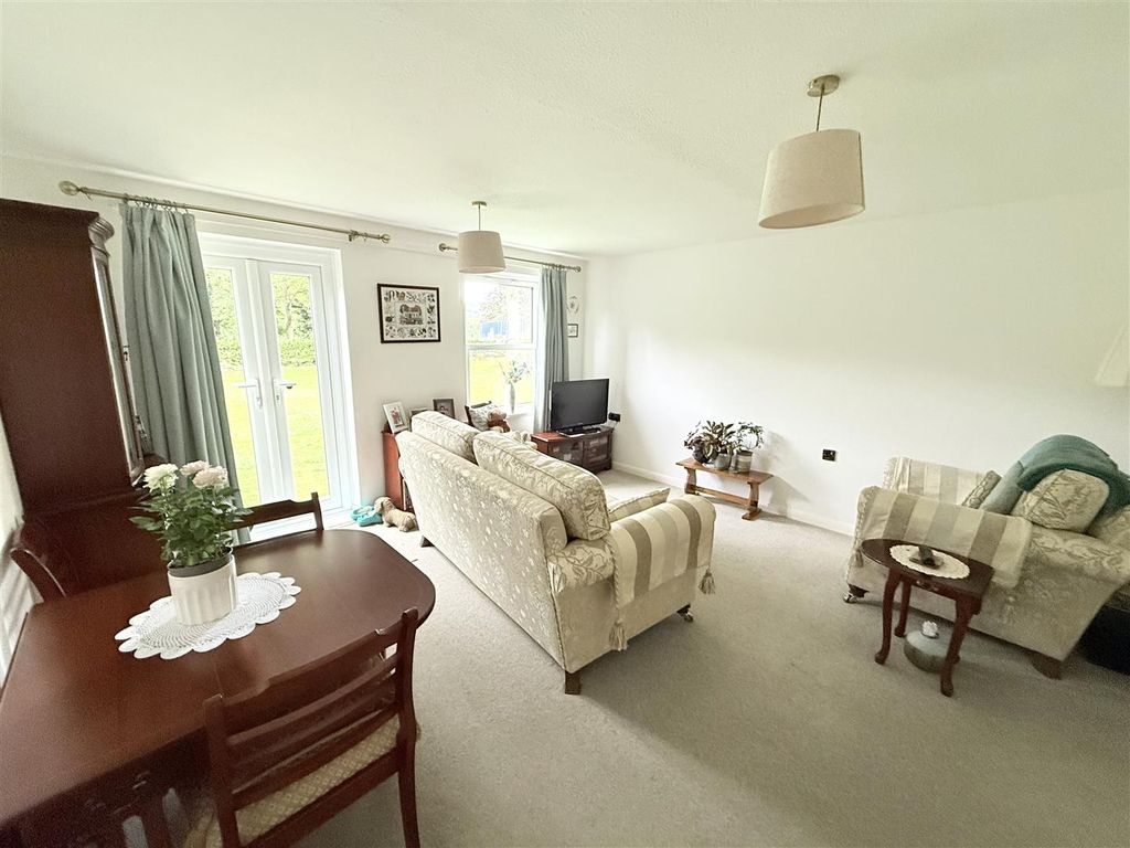 Property photo 3 of 10 Meadow 4.Jpg
