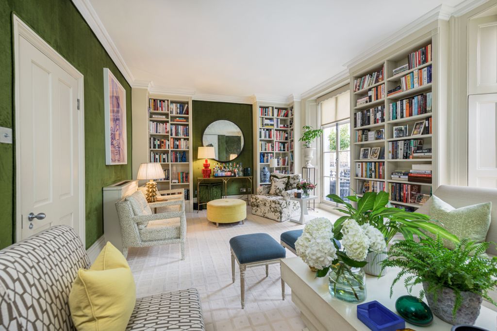 Property photo 2 of 18