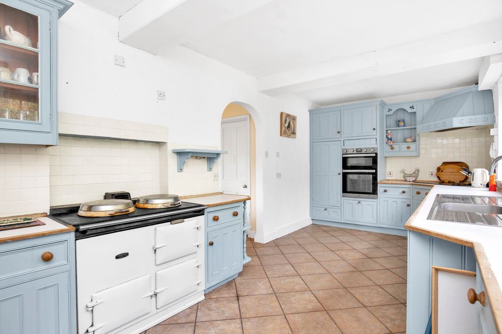 Property photo 3 of 19 3