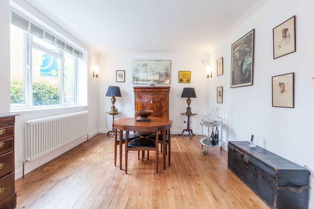 Property photo 2 of 6