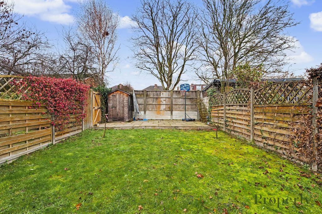 Property photo 3 of 13