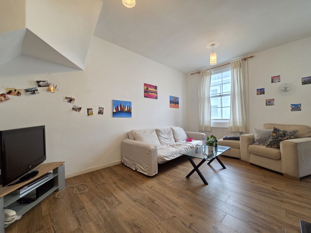 Property photo 2 of 5 20260903 163916