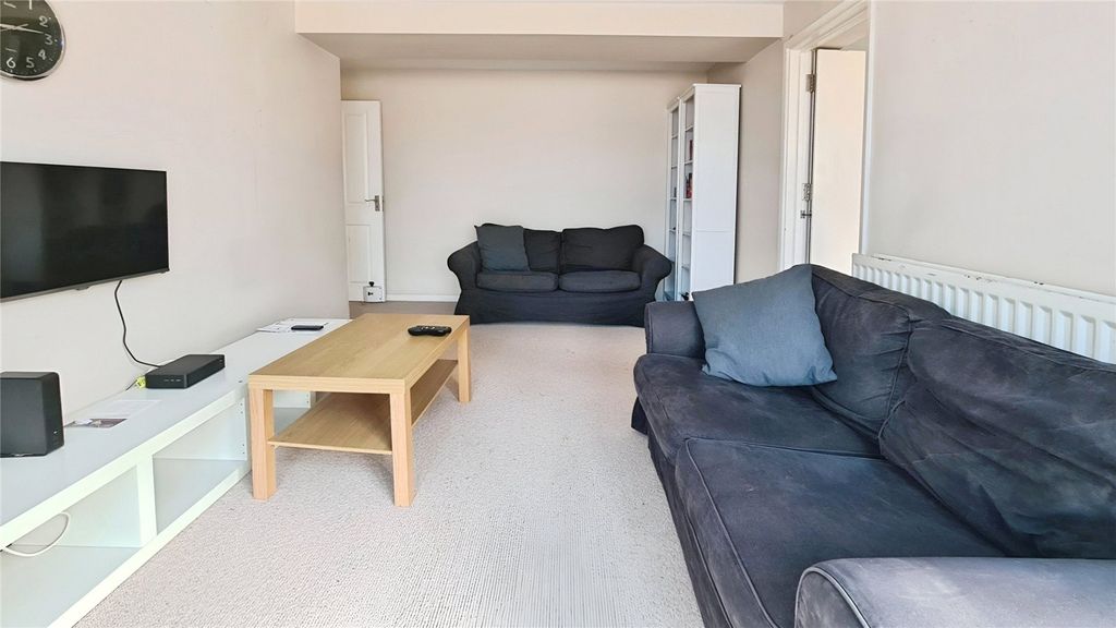 Property photo 2 of 8 Picture No. 03