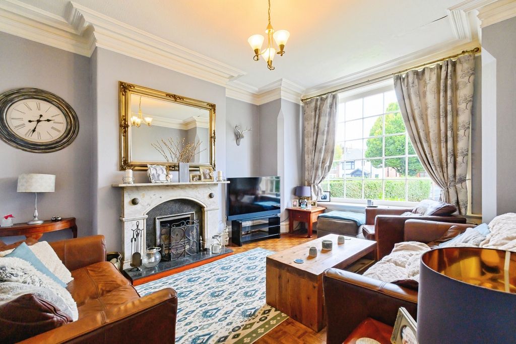 Property photo 2 of 20 Photo