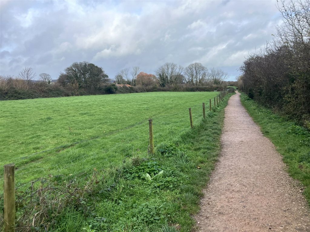 Property photo 1 of 4 Picture No. 03