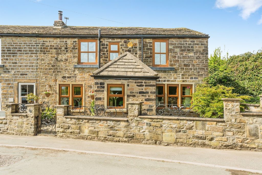 Property photo 1 of 21