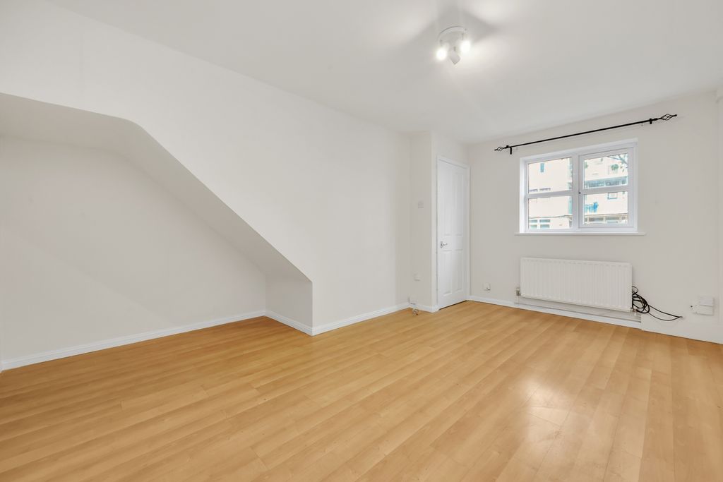 Property photo 3 of 13 Picture No. 21