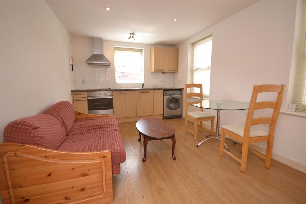 Property photo 1 of 4