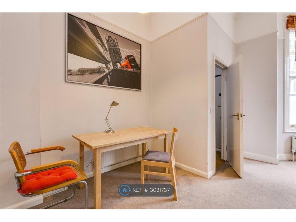 Property photo 3 of 7 Dining Area