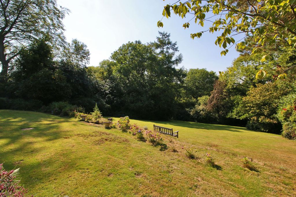 Property photo 3 of 23