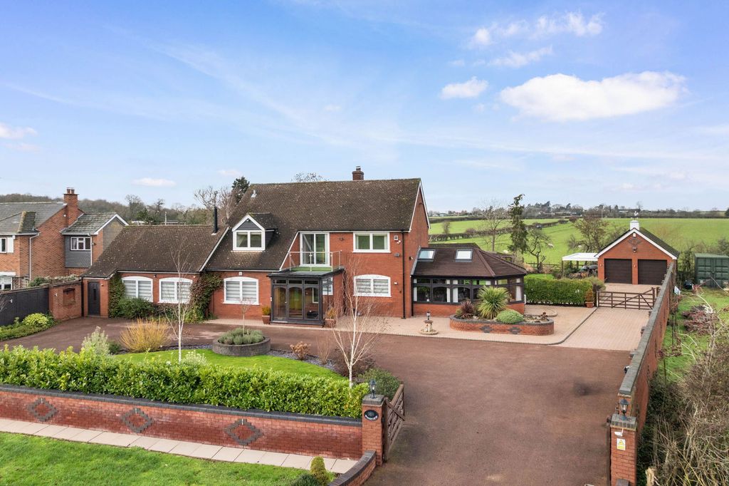 Property photo 1 of 34