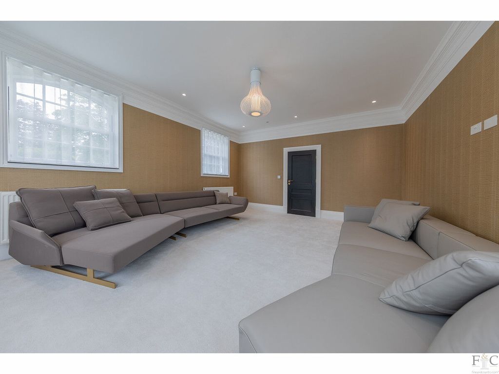 Additional image 12 of 6 bed detached house for saleStoughton Drive South, Leicester LE2