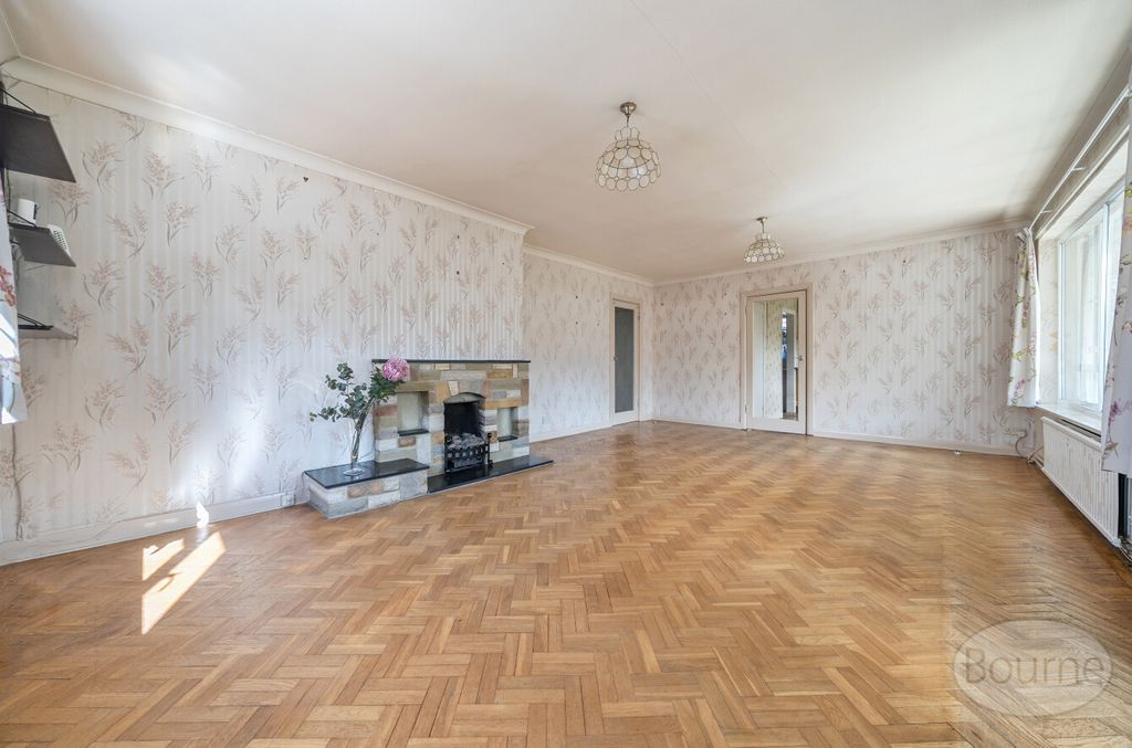 Property photo 3 of 17 99c81696-d889-48d...