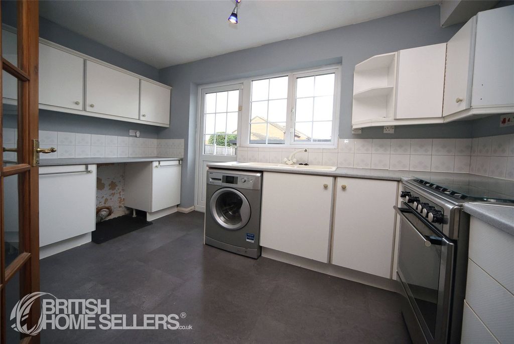 Property photo 2 of 13 Picture No. 08